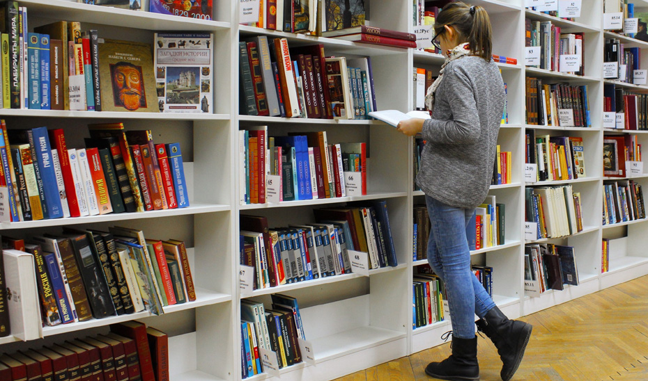 Imagen de la noticia: Doce centros andaluces ganan los premios de bibliotecas escolares y fomento de la lectura