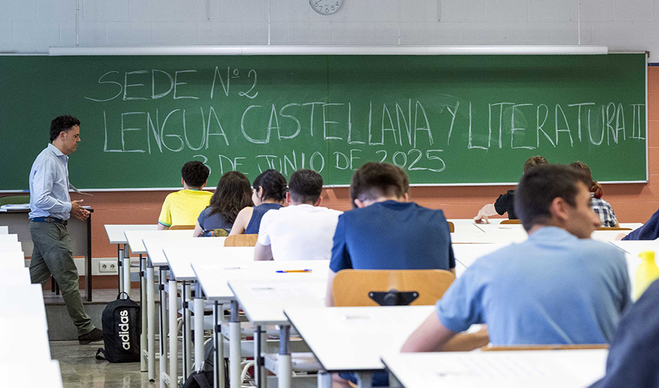 Imagen de la noticia: La PAU de 2027 en Andalucía será el 1, 2 y 3 de junio y cambia las ponderaciones