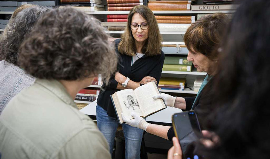 Imagen de la noticia: Las bibliotecas andaluzas celebran el Día de las Bibliotecas con más de veinte actividades