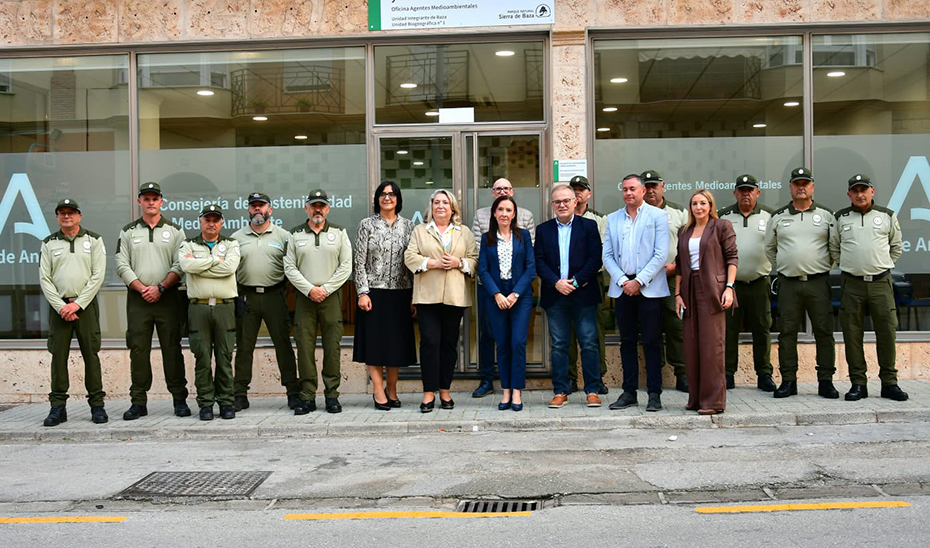 Imagen de la noticia: La Junta destaca la labor de los 19 agentes medioambientales del norte de Granada