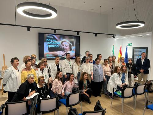 Imagen de la noticia: Úbeda conmemora el Día contra el Cáncer de Mama con la campaña «Nos lo tomamos a pecho»